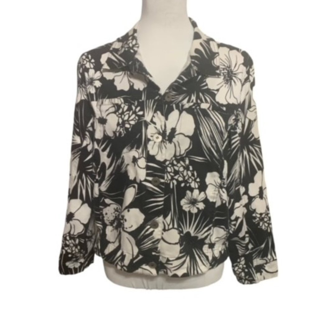Chico's Botanical Button Up Cropped Blazer Jacket Size 0 = S Small 4
